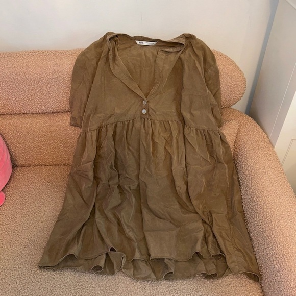 Zara Dresses & Skirts - Zara Flowy Dress
